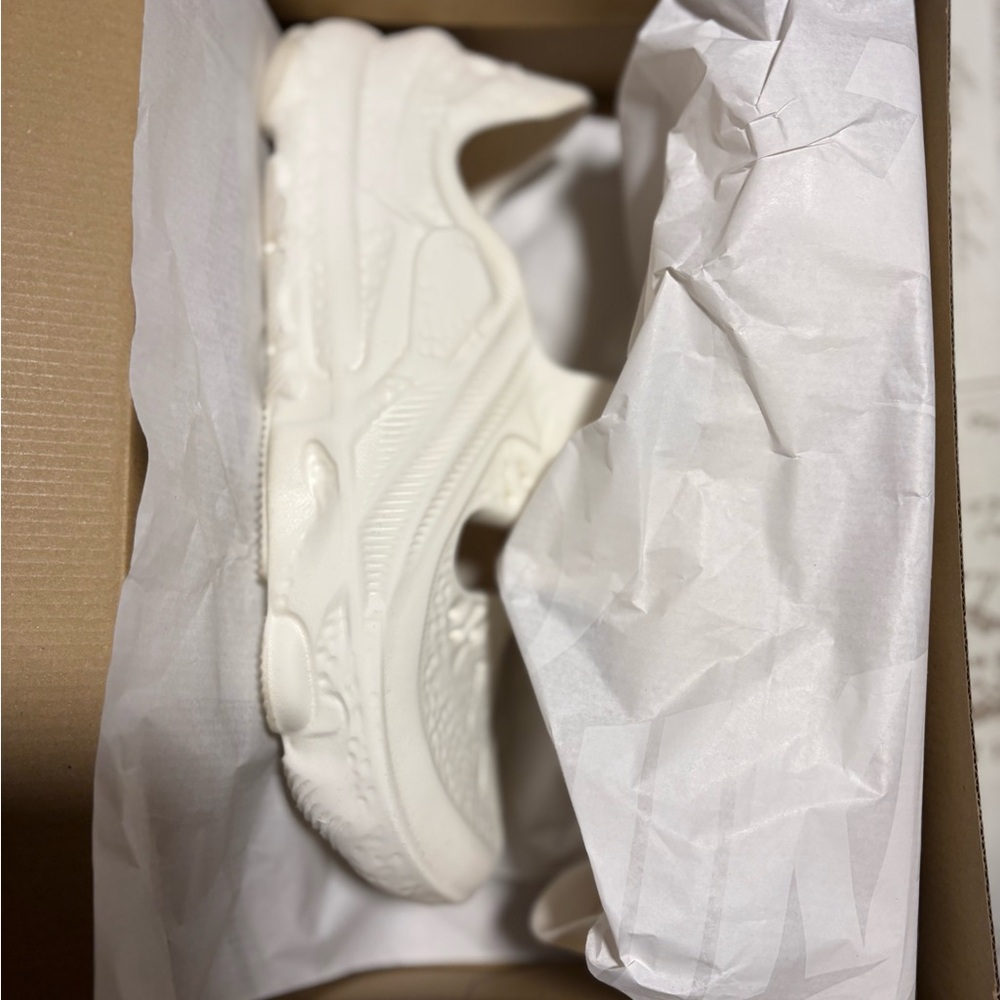 Nike Kids Cream Sneakers